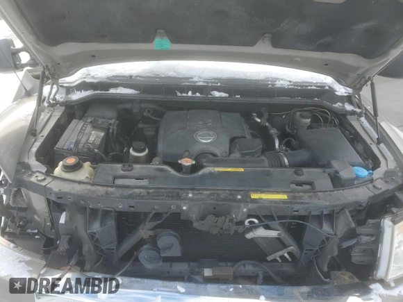 2008 Nissan Titan XE z VIN 1N6AA07C18N335295, wystawiony jako Copart lot #43854915 z przebiegiem 121 295 mil mil oraz Szkoda całkowita • Salvage title. Historia ofert i sprzedaży dostępna na DreamBid. Obrazek 12.