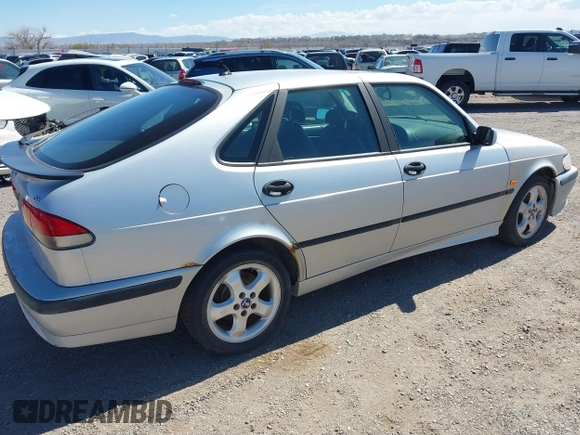 2001 Saab 9-3 z VIN YS3DF55K012001252, wystawiony jako IAAI lot #41852172 z przebiegiem 149 772 mil mil oraz . Historia ofert i sprzedaży dostępna na DreamBid. Obrazek 4.