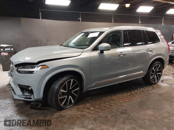 2024 Volvo XC90 Plus Bright Theme with VIN YV4062PE3R1190313, listed as a IAAI auction lot 41515224 with 7,630 mi miles. Bid and sale history available at carsss.com. Image 14.