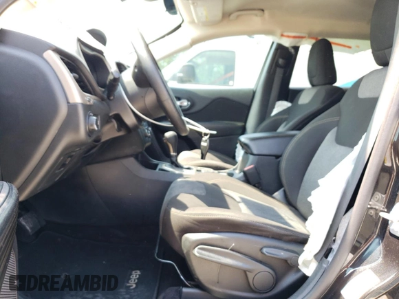 2016 Jeep Cherokee Sport с VIN 1C4PJLAB0GW249838, выставлен на аукционе Copart как лот 62349305 с пробегом 208 192 миль миль и Списание • Salvage title. История ставок и продаж доступна на DreamBid. Изображение 7.