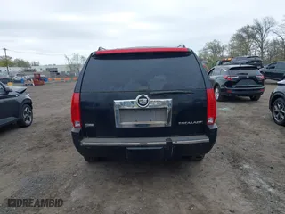 2009 Cadillac Escalade with VIN 1GYFK23219R102455, listed as a IAAI auction lot 42094042 with 238,407 mi miles. Bid and sale history available at carsss.com. Image 17.