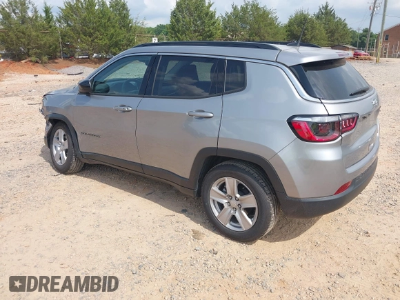 2022 Jeep Compass Latitude with VIN 3C4NJCBB7NT238456, listed as a IAAI auction lot 42489263 with 53,152 mi miles and . Bid and sale history available at DreamBid. Image 3.