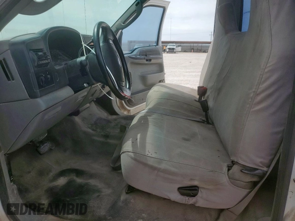 2005 Ford F-250 XL with VIN 1FTSF20P65EB37695, listed as a Copart auction lot 55752885 with 238,436 mi miles and Clean title. Bid and sale history available at DreamBid. Image 7.