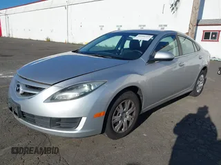 2011 Mazda Mazda6 i Sport with VIN 1YVHZ8BH5B5M13624, listed as a IAAI auction lot 40904715 with 76,797 mi miles. Bid and sale history available at carsss.com. Image 2.