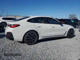 2024 BMW 4 Series 430i with VIN WBA63AV07RFR81032, listed as a Copart auction lot 87212534 with 13,463 mi miles and Salvage Title. Bid and sale history available at carsss.com. Image 3.