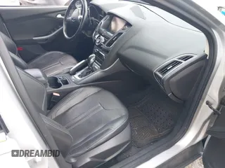 2012 Ford Focus Titanium с VIN 1FAHP3J28CL381248, выставлен на аукционе IAAI как лот 39731691 с пробегом 123 720 миль миль и . История ставок и продаж доступна на DreamBid. Изображение 5.