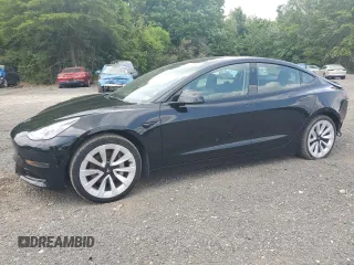 2023 Tesla Model 3 z VIN 5YJ3E1EAXPF451972, wystawiony jako Copart lot #60165475 z przebiegiem 104 902 mil mil oraz Czysty tytuł • Clean title. Historia ofert i sprzedaży dostępna na DreamBid. Obrazek 1.