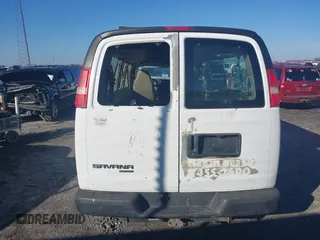2005 GMC Savana z VIN 1GJHG39U351150281, wystawiony jako IAAI lot #41489566 z przebiegiem 141 099 mil mil oraz . Historia ofert i sprzedaży dostępna na DreamBid. Obrazek 16.