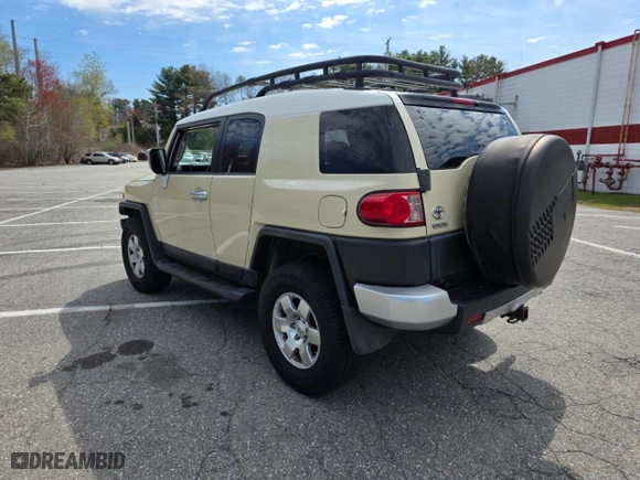 2008 Toyota FJ Cruiser with VIN JTEBU11F58K022478, listed as a Copart auction lot 54704765 with 190,382 mi miles and Clean Title. Bid and sale history available at carsss.com. Image 3.