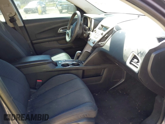 2013 Chevrolet Equinox LS z VIN 2GNALBEK4D6327829, wystawiony jako IAAI lot #41779176 z przebiegiem 217 985 mil mil oraz . Historia ofert i sprzedaży dostępna na DreamBid. Obrazek 5.
