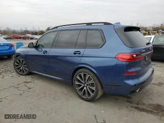 2020 BMW X7 xDrive40i with VIN 5UXCW2C0XL9C57123, listed as a Copart auction lot 80430104 with 0 mi miles and Salvage Title. Bid and sale history available at carsss.com. Image 2.