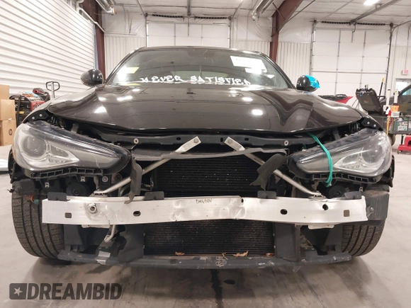2017 Alfa Romeo Giulia Ti z VIN ZARFAECN7H7554902, wystawiony jako IAAI lot #41599442 z przebiegiem 84 045 mil mil oraz . Historia ofert i sprzedaży dostępna na DreamBid. Obrazek 6.