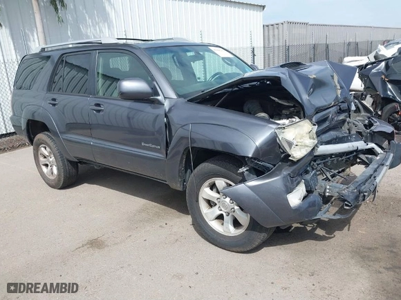 2005 Toyota 4Runner SR5 with VIN JTEZU14R058040495, listed as a IAAI auction lot 41808239 with 198,879 mi miles. Bid and sale history available at carsss.com. Image 1.