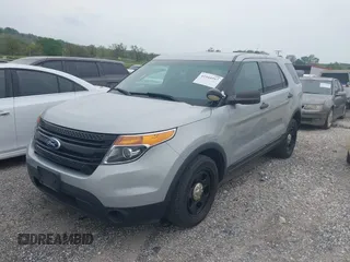 2013 Ford Utility Police Interceptor with VIN 1FM5K8AR1DGC40632, listed as a IAAI auction lot 41944997 with 126,157 mi miles. Bid and sale history available at carsss.com. Image 6.