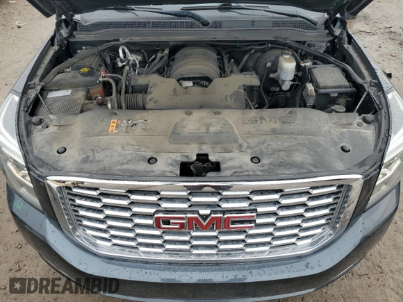 2019 GMC Yukon Denali with VIN 1GKS2CKJ3KR378827, listed as a Copart auction lot 45002325 with 74,283 mi miles and Salvage Title. Bid and sale history available at carsss.com. Image 12.