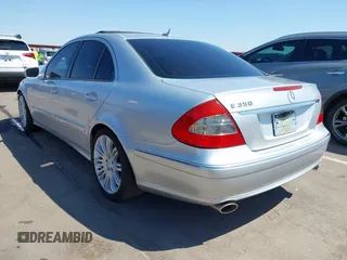 2007 Mercedes-Benz E-Class 3.5L with VIN WDBUF56X07B174780, listed as a IAAI auction lot 42007204 with 150,527 mi miles. Bid and sale history available at carsss.com. Image 3.