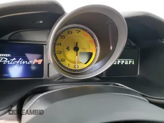 2023 Ferrari Portofino z VIN ZFF02RPA8P0289833, wystawiony jako Copart lot #43292535 z przebiegiem Nie podano mil oraz Szkoda całkowita • Salvage title. Historia ofert i sprzedaży dostępna na DreamBid. Obrazek 9.