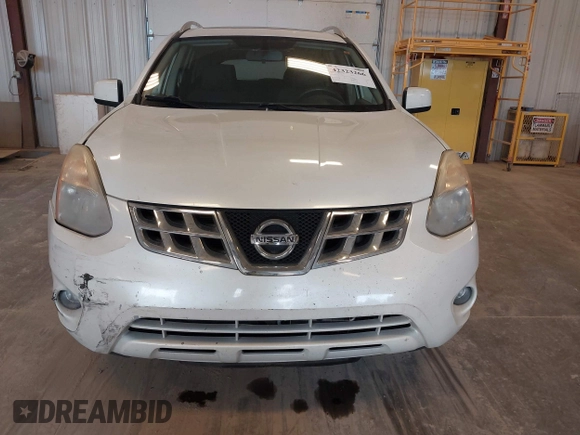 2011 Nissan Rogue S z VIN JN8AS5MV7BW256822, wystawiony jako IAAI lot #42323266 z przebiegiem 130 313 mil mil oraz . Historia ofert i sprzedaży dostępna na DreamBid. Obrazek 6.