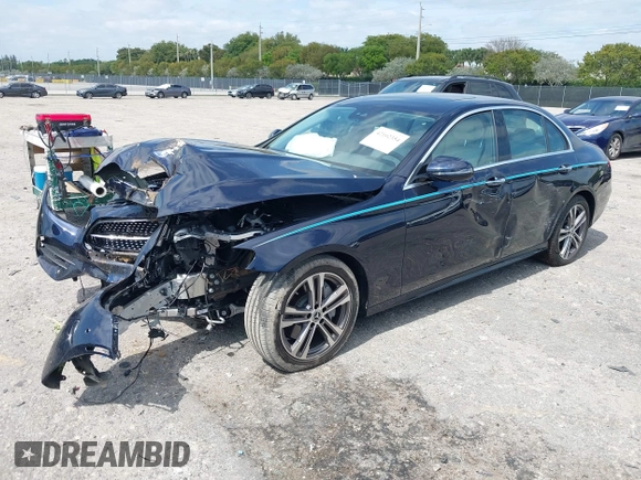 2022 Mercedes-Benz E 350 z VIN W1KZF8DBXNB049580, wystawiony jako IAAI lot #42102354 z przebiegiem 5 284 mil mil oraz . Historia ofert i sprzedaży dostępna na DreamBid. Obrazek 18.