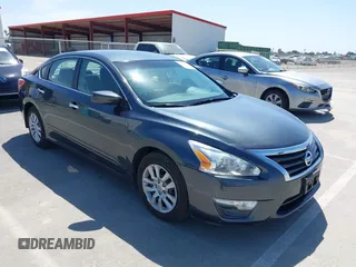 2013 Nissan Altima SV with VIN 1N4AL3AP3DN577189, listed as a IAAI auction lot 42041701 with 82,094 mi miles and . Bid and sale history available at carsss.com. Image 1.