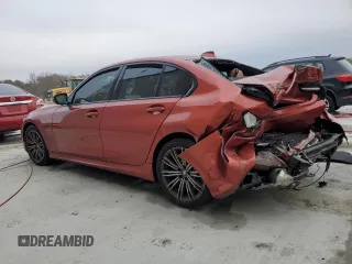 2022 BMW 3 Series M340i with VIN 3MW5U7J04N8C25002, listed as a Copart auction lot 86697464 with 0 mi miles and Salvage Title. Bid and sale history available at carsss.com. Image 2.
