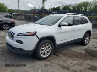 2014 Jeep Cherokee Latitude z VIN 1C4PJMCS0EW294780, wystawiony jako Copart lot #55209095 z przebiegiem 182 402 mil mil oraz Szkody całkowita. Historia ofert i sprzedaży dostępna na DreamBid. Obrazek 1.