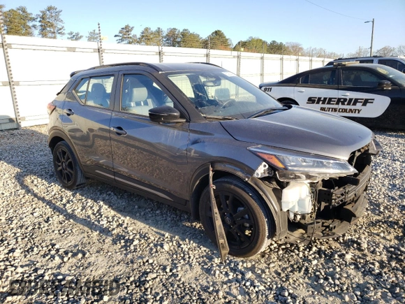 2023 Nissan Kicks SR with VIN 3N1CP5DV3PL493135, listed as a Copart auction lot 50058435 with 40,409 mi miles and Salvage Title. Bid and sale history available at carsss.com. Image 4.