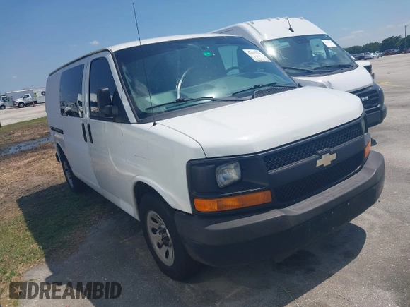 2014 Chevrolet Express Cargo Van with VIN 1GCSGAFX6E1157757, listed as a IAAI auction lot 41937846 with 231,814 mi miles. Bid and sale history available at carsss.com. Image 1.