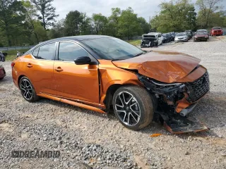 2024 Nissan Sentra SR z VIN 3N1AB8DV9RY232864, wystawiony jako Copart lot #50961445 z przebiegiem 15 483 mil mil oraz Szkoda całkowita • Salvage title. Historia ofert i sprzedaży dostępna na DreamBid. Obrazek 4.