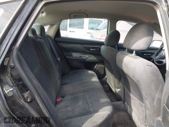 2015 Nissan Altima 2.5 S with VIN 1N4AL3APXFN880666, listed as a IAAI auction lot 41895242 with 213,649 mi miles. Bid and sale history available at carsss.com. Image 8.