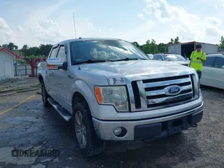 2010 Ford F-150 XL z VIN 1FTFW1EV5AKE15842, wystawiony jako IAAI lot #42457824 z przebiegiem 181 935 mil mil oraz . Historia ofert i sprzedaży dostępna na DreamBid. Obrazek 1.