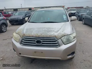 2008 Toyota Highlander with VIN JTEDS41A182002555, listed as a IAAI auction lot 41930986 with 391,281 mi miles. Bid and sale history available at carsss.com. Image 6.