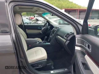 2016 Ford Explorer Platinum z VIN 1FM5K8HT8GGD34030, wystawiony jako IAAI lot #42134884 z przebiegiem 108 723 mil mil oraz . Historia ofert i sprzedaży dostępna na DreamBid. Obrazek 5.