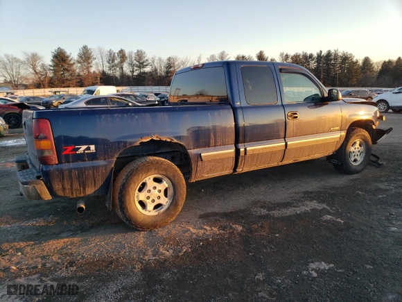 2002 Chevrolet Silverado 1500 LT with VIN 2GCEK19T621126101, listed as a Copart auction lot 88837745 with 233,776 mi miles and Salvage Title. Bid and sale history available at carsss.com. Image 3.
