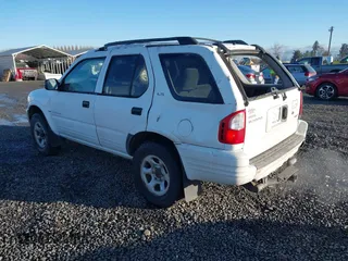 2001 Isuzu Rodeo S with VIN 4S2DM58W014335513, listed as a IAAI auction lot 41529329 with 173,891 mi miles and . Bid and sale history available at DreamBid. Image 3.