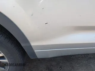 2018 Toyota Highlander LE с VIN 5TDBZRFH2JS499320, выставлен на аукционе IAAI как лот 42099889 с пробегом 642 396 миль миль и . История ставок и продаж доступна на DreamBid. Изображение 6.