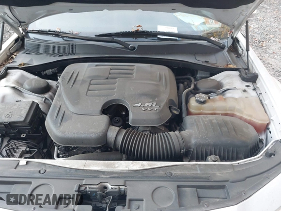 2017 Chrysler 300 with VIN 2C3CCAEG9HH663420, listed as a IAAI auction lot 40561669 with 96,457 mi miles. Bid and sale history available at carsss.com. Image 10.