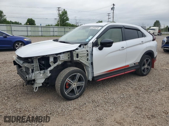 2024 Mitsubishi Eclipse Cross LE with VIN JA4ATVAA1RZ051378, listed as a Copart auction lot 61043245 with 19,400 mi miles and Salvage title. Bid and sale history available at DreamBid. Image 1.