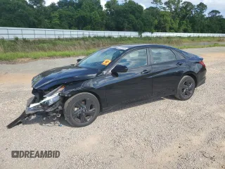 2023 Hyundai Elantra SEL z VIN KMHLM4AG3PU463608, wystawiony jako Copart lot #57326805 z przebiegiem 36 301 mil mil oraz Szkody całkowita. Historia ofert i sprzedaży dostępna na DreamBid. Obrazek 1.