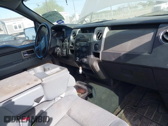 2011 Ford F-150 XL with VIN 1FTFW1CF4BKE02092, listed as a IAAI auction lot 41838966 with 176,685 mi miles and . Bid and sale history available at DreamBid. Image 5.