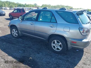 2002 Lexus RX 300 with VIN JTJHF10U820272984, listed as a IAAI auction lot 42220493 with Not Provided miles and . Bid and sale history available at DreamBid. Image 3.
