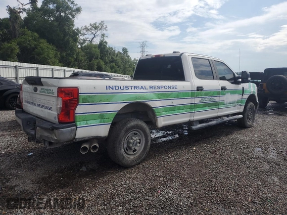 2020 Ford F-250 XL with VIN 1FT7W2BT4LED53378, listed as a Copart auction lot 62114495 with 96,636 mi miles and Salvage title. Bid and sale history available at DreamBid. Image 3.