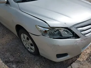 2011 Toyota Camry LE with VIN 4T1BF3EK1BU187646, listed as a IAAI auction lot 42035977 with 285,013 mi miles. Bid and sale history available at carsss.com. Image 12.
