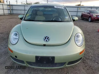 2009 Volkswagen New Beetle Coupe S with VIN 3VWRW31C59M504261, listed as a Copart auction lot 79912134 with 191,031 mi miles and Salvage Title. Bid and sale history available at carsss.com. Image 5.