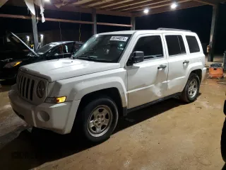 2008 Jeep Patriot Sport с VIN 1J8FT28008D773064, выставлен на аукционе Copart как лот 85144074 с пробегом 156 951 миль миль и Чистый • Clean title. История ставок и продаж доступна на DreamBid. Изображение 1.