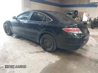 2010 Mazda 6 with VIN 1YVHZ8CA5A5M00212, listed as a IAAI auction lot 42694301 with 181,937 mi miles and . Bid and sale history available at DreamBid. Image 3.
