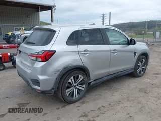 2021 Mitsubishi Outlander ES z VIN JA4ARUAU1MU031303, wystawiony jako IAAI lot #42099300 z przebiegiem 43 391 mil mil oraz . Historia ofert i sprzedaży dostępna na DreamBid. Obrazek 4.