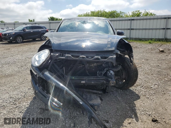 2017 Porsche Cayenne z VIN WP1AA2A20HKA80248, wystawiony jako Copart lot #56482555 z przebiegiem Nie podano mil oraz Szkoda całkowita • Salvage title. Historia ofert i sprzedaży dostępna na DreamBid. Obrazek 5.