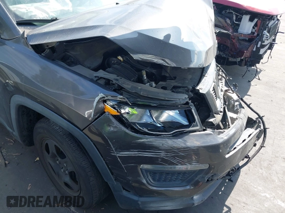 2019 Jeep Compass Sport с VIN 3C4NJCAB2KT614851, выставлен на аукционе IAAI как лот 42554192 с пробегом Не указан миль и . История ставок и продаж доступна на DreamBid. Изображение 15.