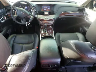 2018 Infiniti Q70 Luxe с VIN JN1BY1AR6JM220129, выставлен на аукционе Copart как лот 84063024 с пробегом 63 739 миль миль и Списание • Salvage title. История ставок и продаж доступна на DreamBid. Изображение 8.